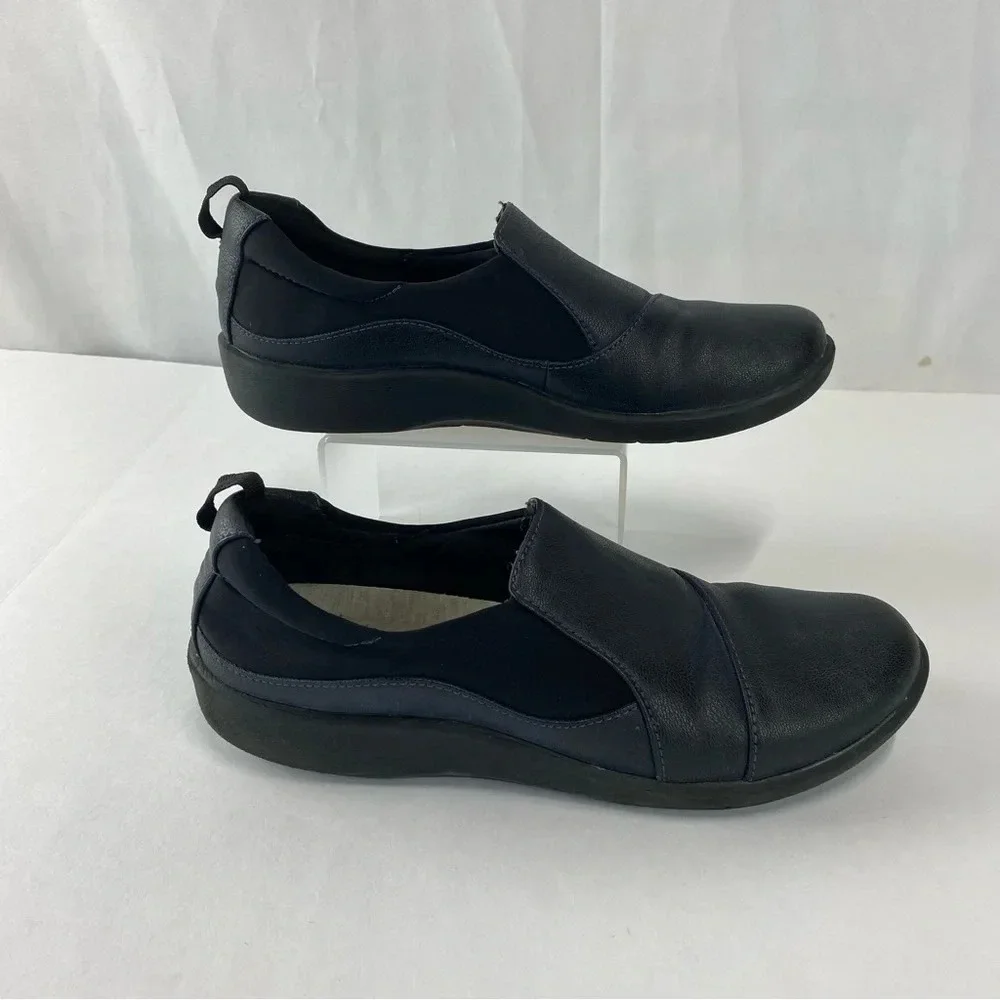 Clarks Cloudsteppers Womens 5.5 Black Microsuede Sillian Paz Slip On Loafer